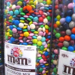 M&M World Store: Mix Detail