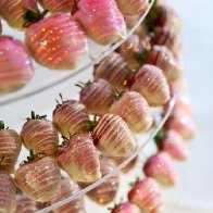 chocolate_dipped_strawberry_centrepiece_3