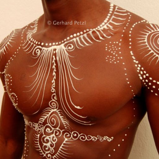 chocolate_body_painting-the_warrior-der_Krieger-4