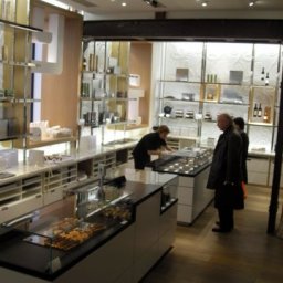 La Chocolaterie by Jacques Genin: 100% fun chocolate