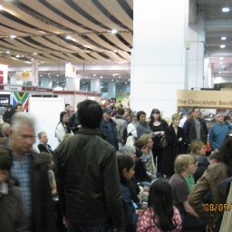 Many people in front of my stand.