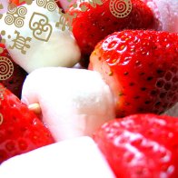 divine strawberry and marshmallow kebabs