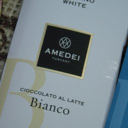Amedei  Toscano White chocolate bar