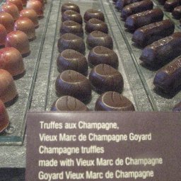 Max Chocolatier