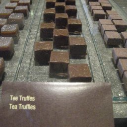 Max Chocolatier