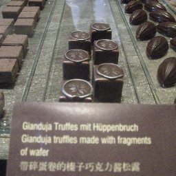 Max Chocolatier