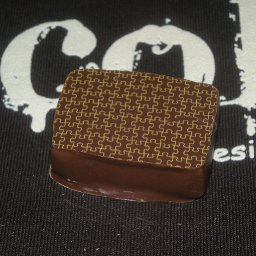 Giandujanoir-GiandujalactéeValrhona