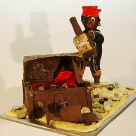 Schatztruhe und Pirat