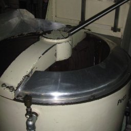 A vertical conche