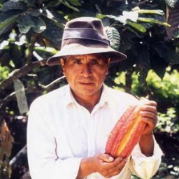 El-Ceibo-cocoa-farmer