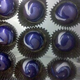 They are finally out! Double milk stout w. @Lefthandbrewing Milk Stout, chocolates @GlacierLongmont. Enjoy :-)