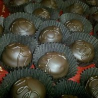 First batch of Champagne Truffles are ready to go :-) soft and sparkly center, tomorrow @GlacierLongmont, cin cin!