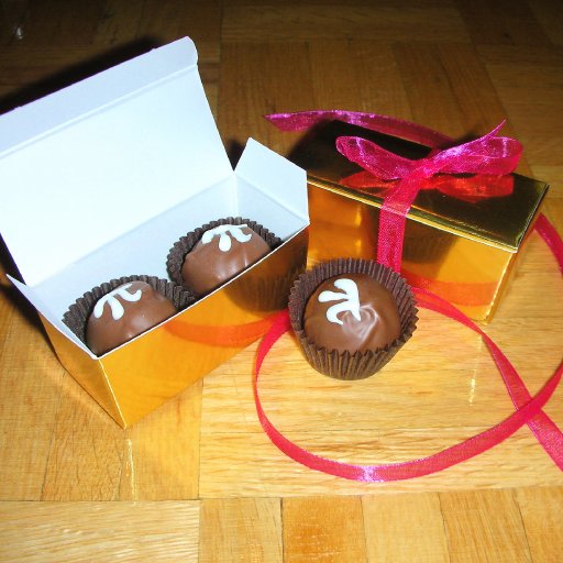 pi signed kashmiri-chai truffles