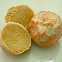 caramelized white chocolate truffle
