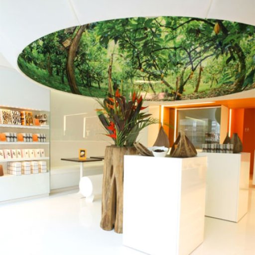 The beautiful  displays at Artisan du Chocolat