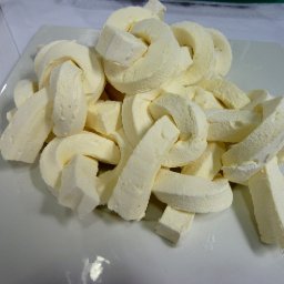 Nuts based chocolate workshop in Sheffield