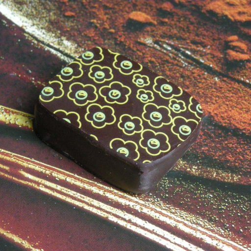 Geerts Summer Collection of "fine dark chocolates"