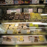 le petit temptation pastry stand in Brooklyn