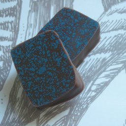 Milk Akesson's Madagascar 75% Black pepper