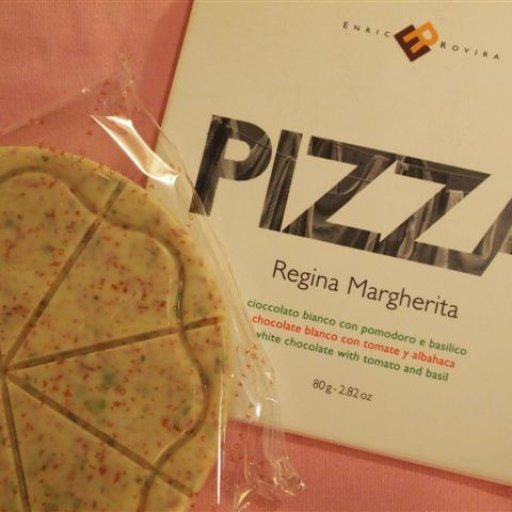 Enric Rovira's Pizza: white chocolate with tomato and basil