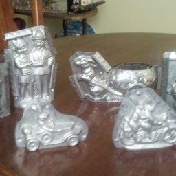Molds 2012