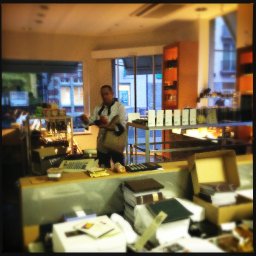 Euro2012 Belgium - Patisserie Vercrussye interior