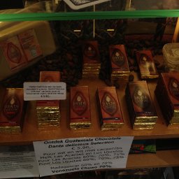 Euro2012 Belgium - Patisserie Vercrussye bar selection 4