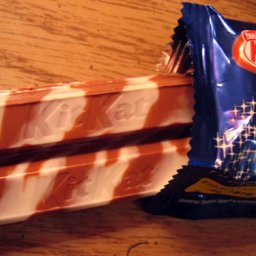 Universal KitKat: I