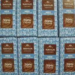 milk chocolate bars 39% cacao Nahua NEW packaging arrived in Belgium