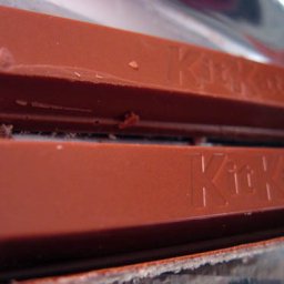 Japanese KitKat: Apple