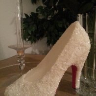 3D White Chocolate Crystal Pump