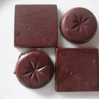 100% raw chocolate