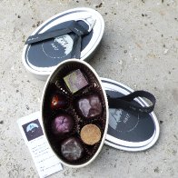 flying noir - the chocolate survival kit