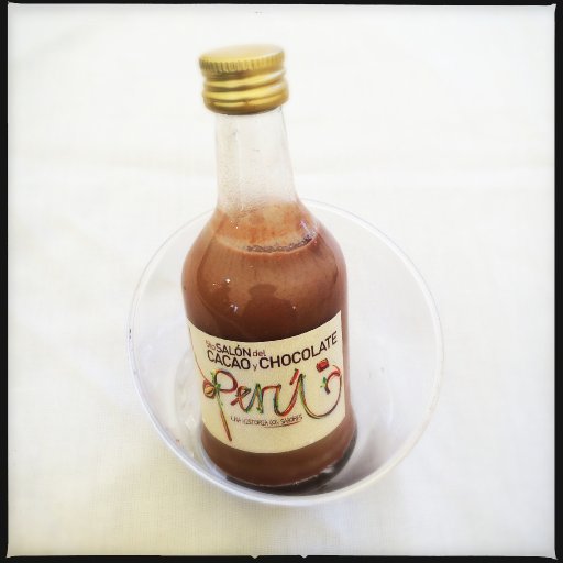 Chocolate liqueur made with Pisco